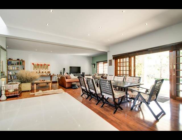 4 BEDROOM HOUSE FOR SALE IN BRYANSTON
